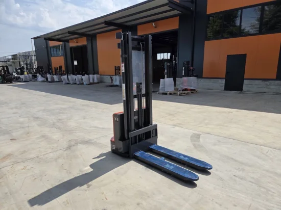 LIFTEX Dynamic 1530D Ηλεκτρικό παλετοφόρο στοιβαγής με ελεύθερη ανύψωση