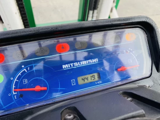 περονοφόρα βενζίνης MITSUBISHI