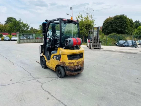 περονοφόρο ανυψωτικό υγραερίου CATERPILLAR