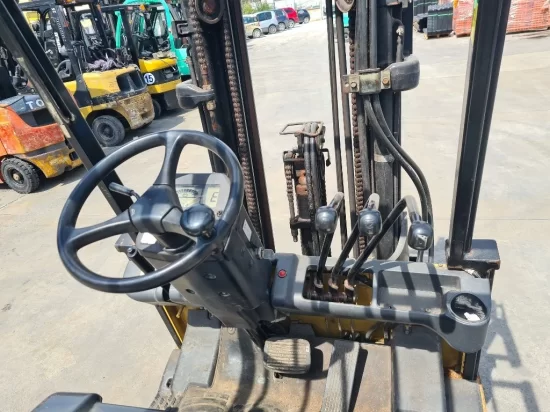 ηλεκτρικό περονοφόρο ανυψωτικό CATERPILLAR