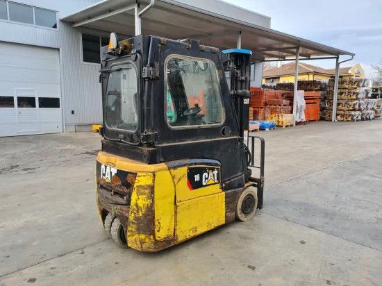 ηλεκτρικό περονοφόρο ανυψωτικό CATERPILLAR