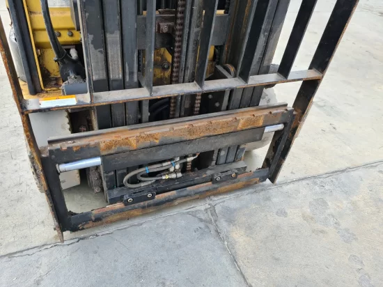 ηλεκτρικό περονοφόρο ανυψωτικό CATERPILLAR