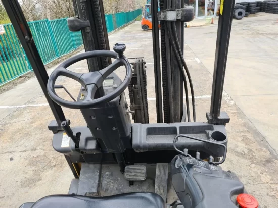 ηλεκτρικό περονοφόρο ανυψωτικό CATERPILLAR