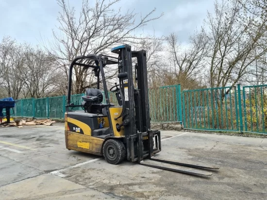 ηλεκτρικό περονοφόρο ανυψωτικό CATERPILLAR