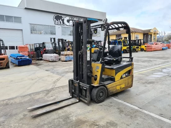 ηλεκτρικό περονοφόρο ανυψωτικό CATERPILLAR