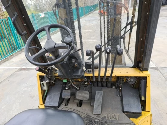 περονοφόρο ανυψωτικό υγραερίου CATERPILLAR