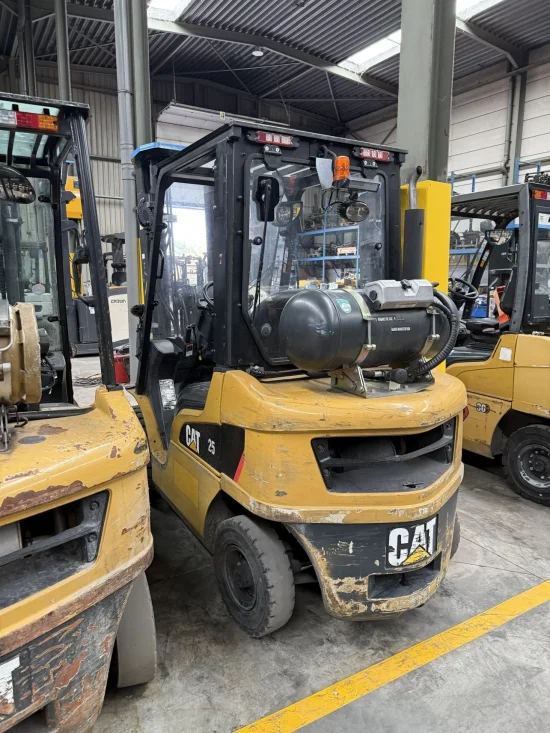 περονοφόρο ανυψωτικό υγραερίου CATERPILLAR