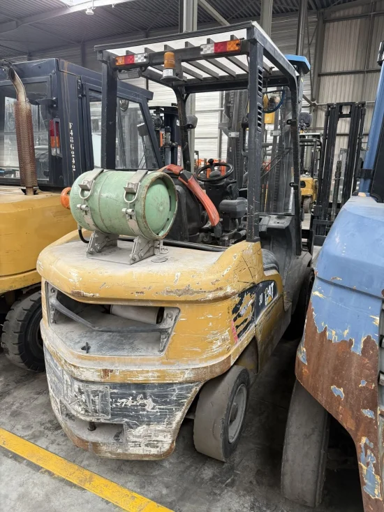 περονοφόρο ανυψωτικό υγραερίου CATERPILLAR