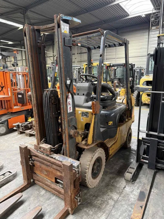 περονοφόρο ανυψωτικό υγραερίου CATERPILLAR