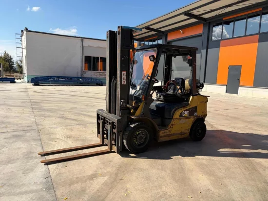 περονοφόρο ανυψωτικό υγραερίου CATERPILLAR