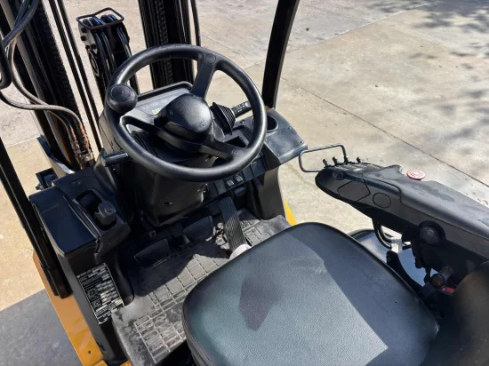 περονοφόρο ανυψωτικό υγραερίου CATERPILLAR