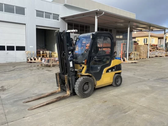 περονοφόρο ανυψωτικό υγραερίου CATERPILLAR