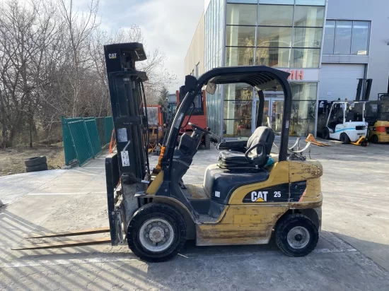 περονοφόρο ανυψωτικό υγραερίου CATERPILLAR