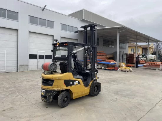 περονοφόρο ανυψωτικό υγραερίου CATERPILLAR