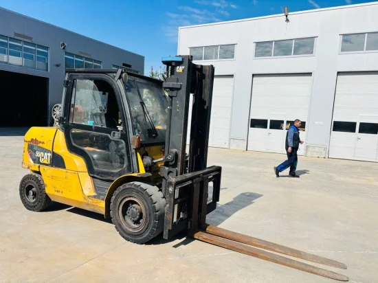 περονοφόρο ανυψωτικό υγραερίου CATERPILLAR