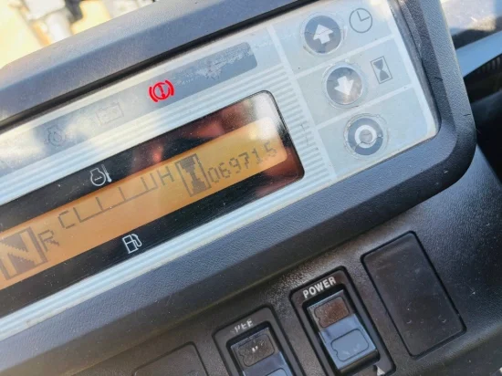 περονοφόρο ανυψωτικό υγραερίου NISSAN/UNICARRIERS
