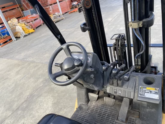 περονοφόρο ανυψωτικό υγραερίου CATERPILLAR