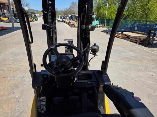 περονοφόρο ανυψωτικό υγραερίου CATERPILLAR