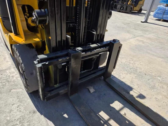 περονοφόρο ανυψωτικό υγραερίου CATERPILLAR