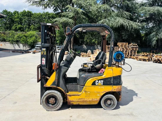 περονοφόρο ανυψωτικό υγραερίου CATERPILLAR